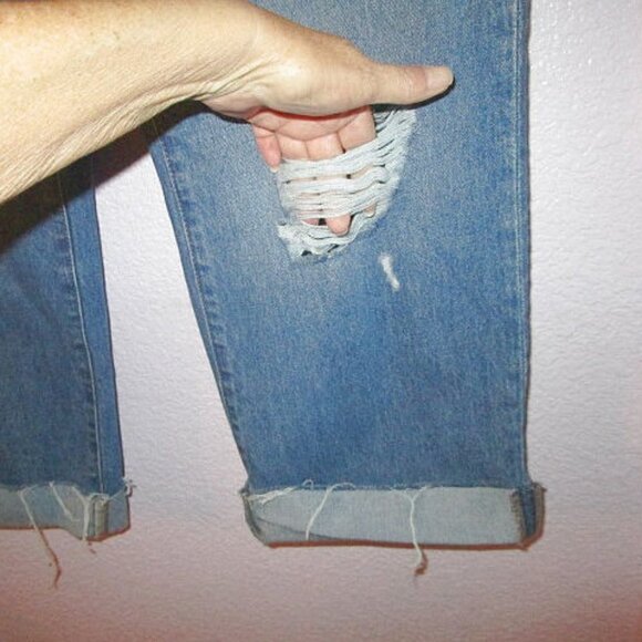 Express 90s Ankle Boot Jeans Size 10 High Rise Ankle Ripped Distressed Denim NEW - Picture 5 of 12